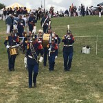 Uittreden klaroenkorps met marcherend werk: De Grenadier
